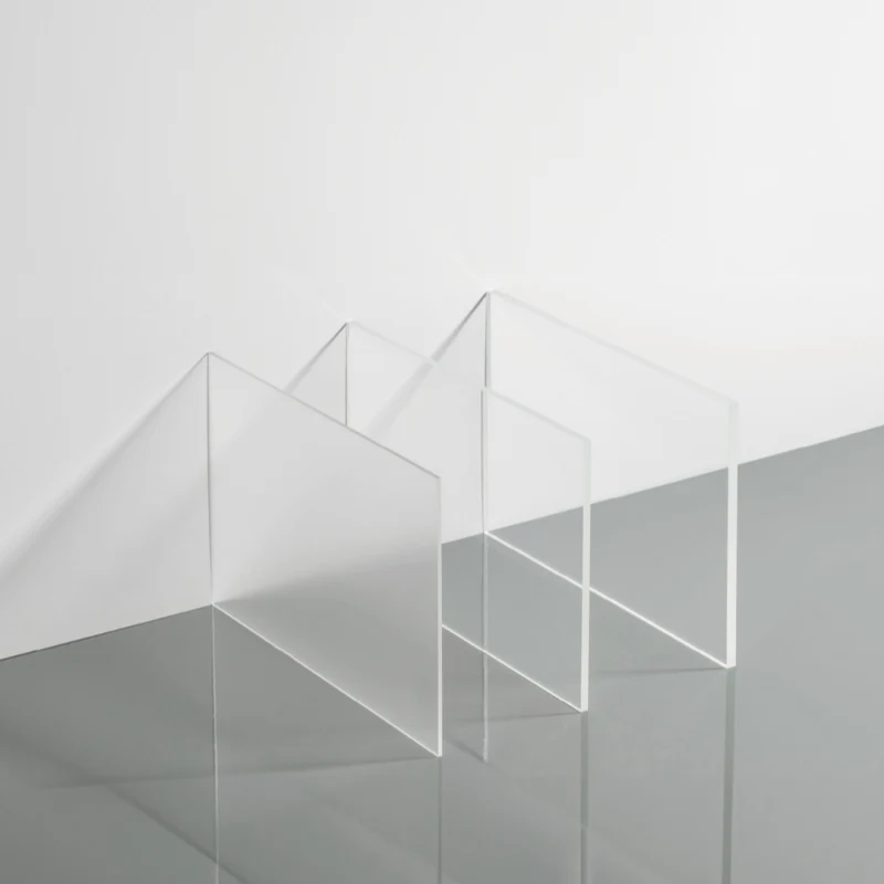 1008/5000 Où peut être appliqué la feuille de polycarbonate antistatique transparente?